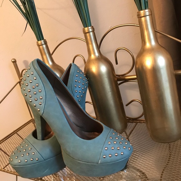 Blue Studded Platform High Heels - Picture 2 of 6
